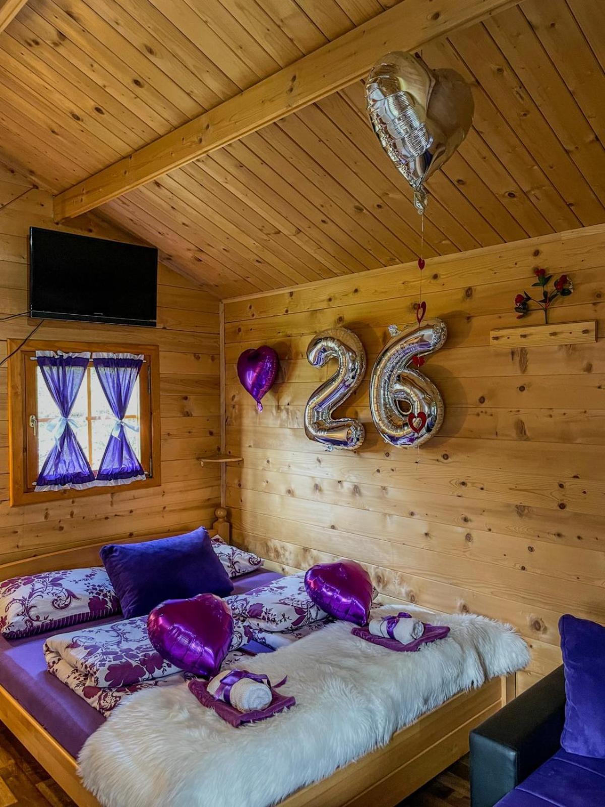 Cottage La Sierra With Jacuzzi Кореница Экстерьер фото