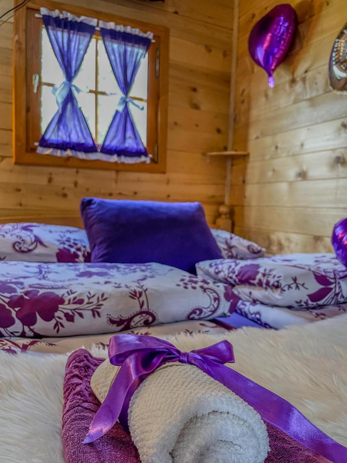Cottage La Sierra With Jacuzzi Кореница Экстерьер фото